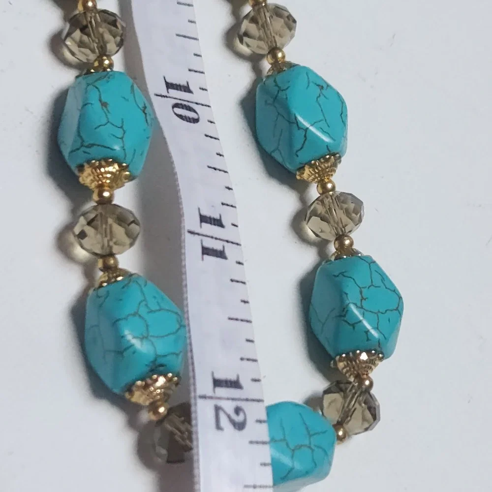 Stone Necklace Turquoise color‎ Gold Tone Toggle  Smoky Crystal 24 Inch